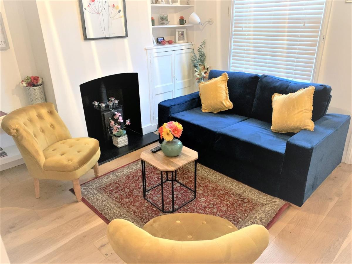 Riverside Channel5: Sunny Canterbury Cottage with Free Parking Exterior photo